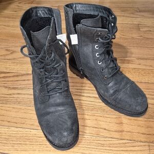 UGG Black Leather/Suede Combat-Style Winter Boots – Women’s (Zip + Lace)